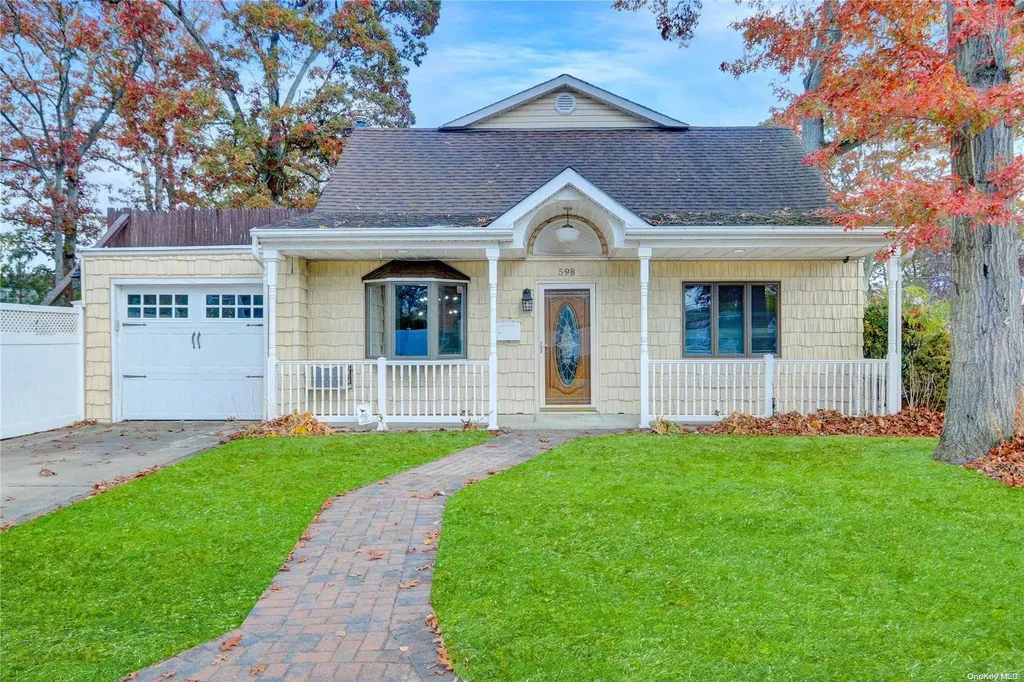 598 Central Avenue Massapequa NY 11758