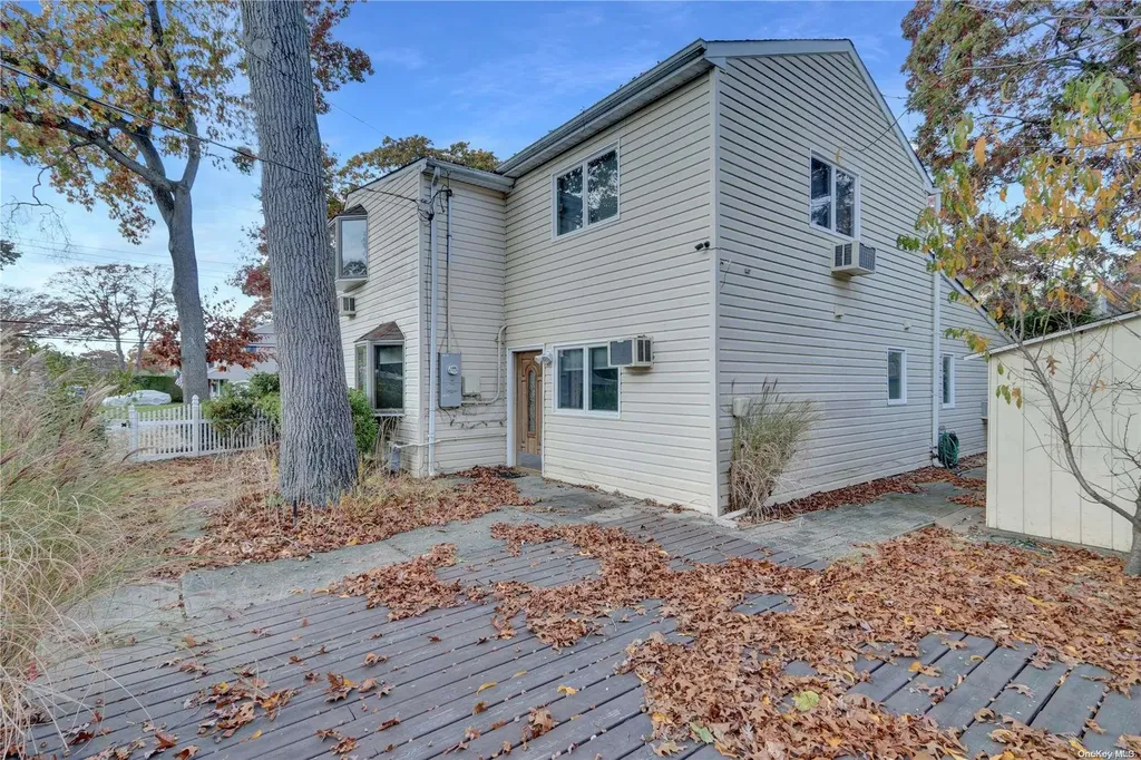 598 Central Avenue Massapequa NY 11758