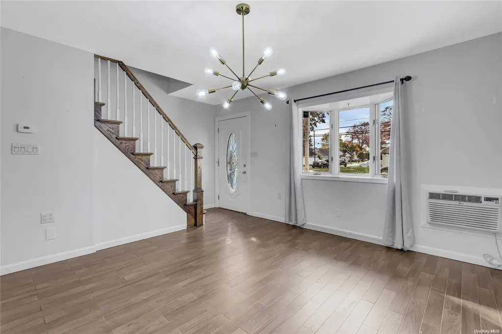 598 Central Avenue Massapequa NY 11758