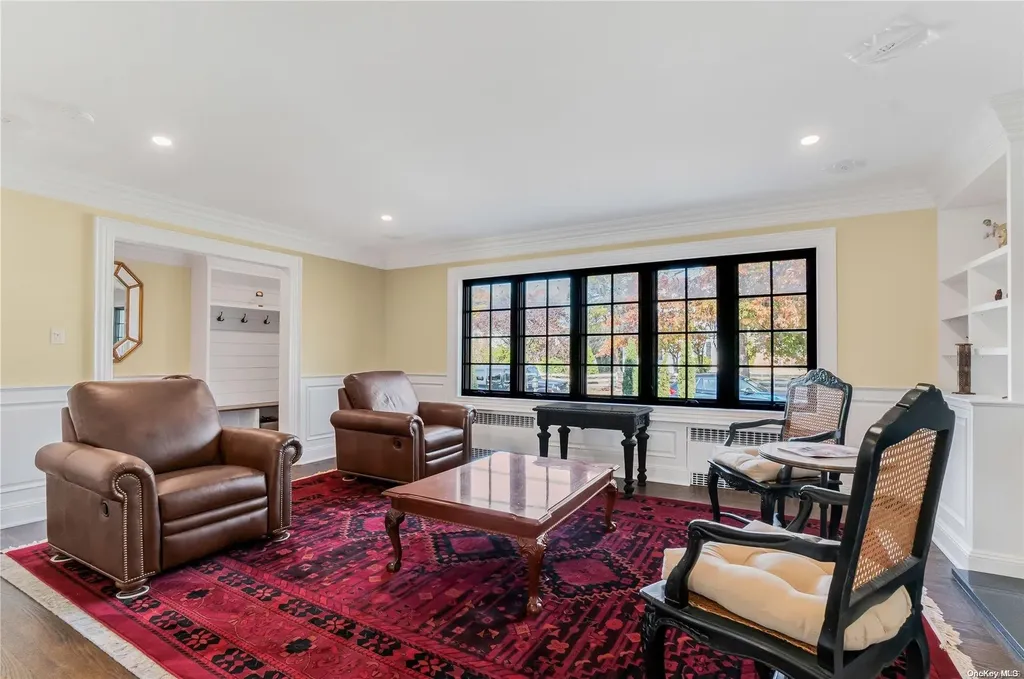 580 Edwards Street Baldwin NY 11510