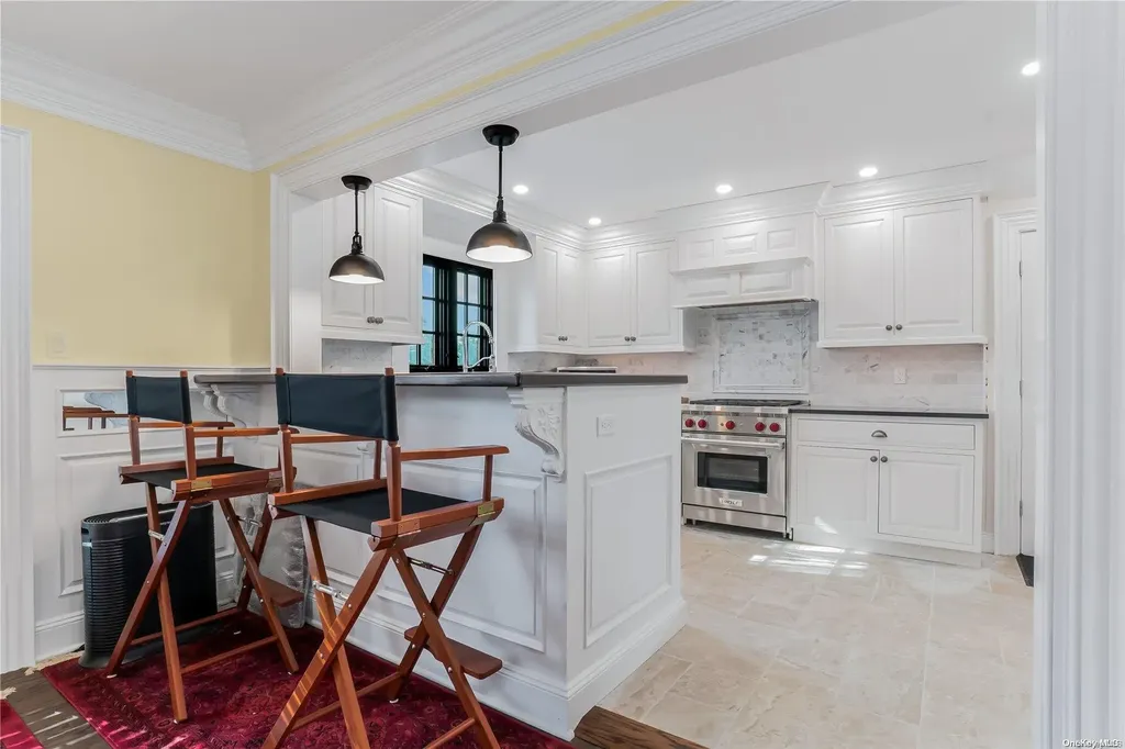 580 Edwards Street Baldwin NY 11510