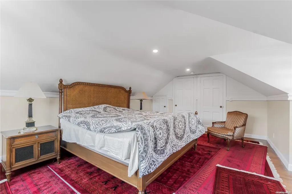 580 Edwards Street Baldwin NY 11510