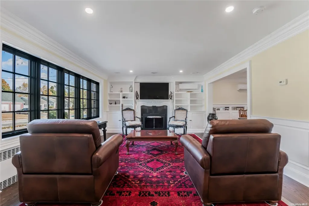 580 Edwards Street Baldwin NY 11510