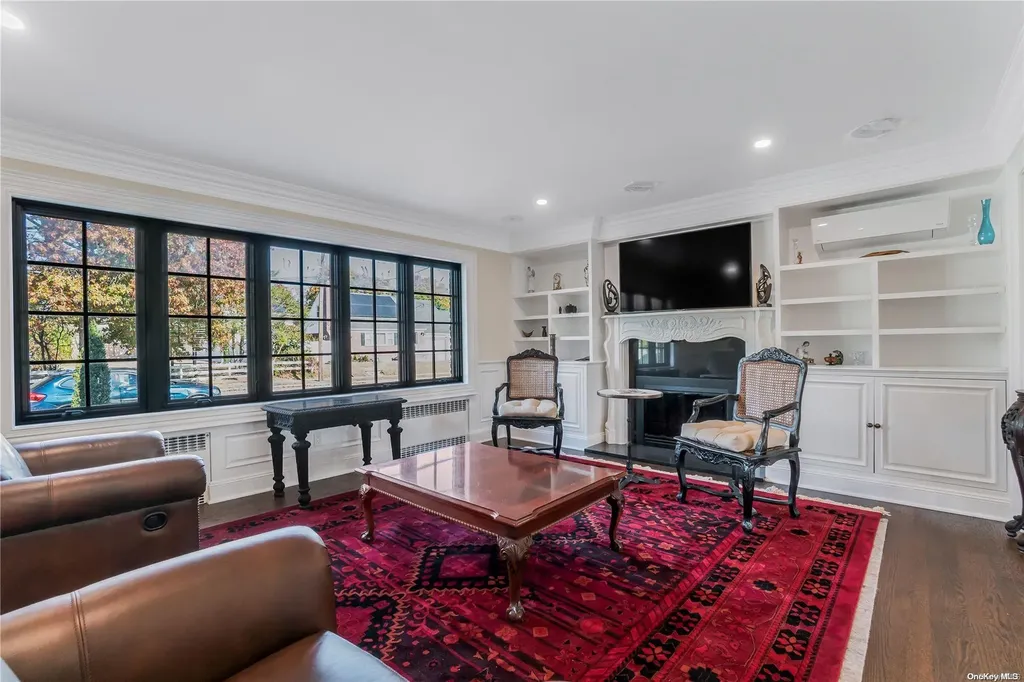 580 Edwards Street Baldwin NY 11510