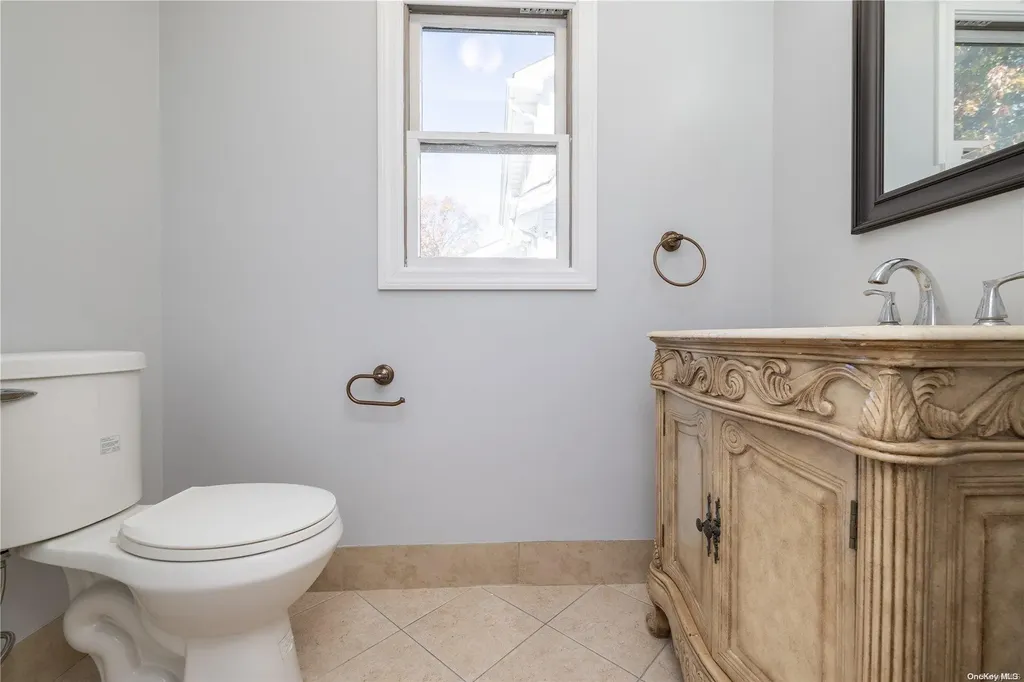 341 Daub Avenue Hewlett NY 11557