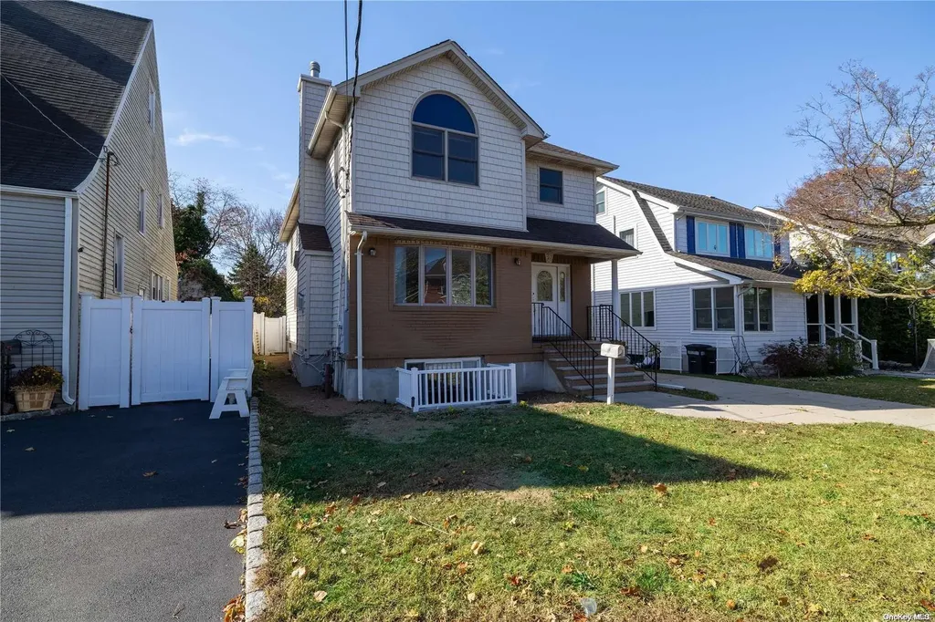 341 Daub Avenue Hewlett NY 11557