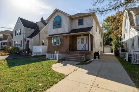 341 Daub Avenue Hewlett NY 11557
