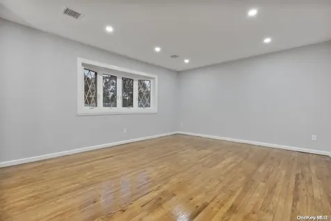 59 Benburb Street Amityville NY 11701