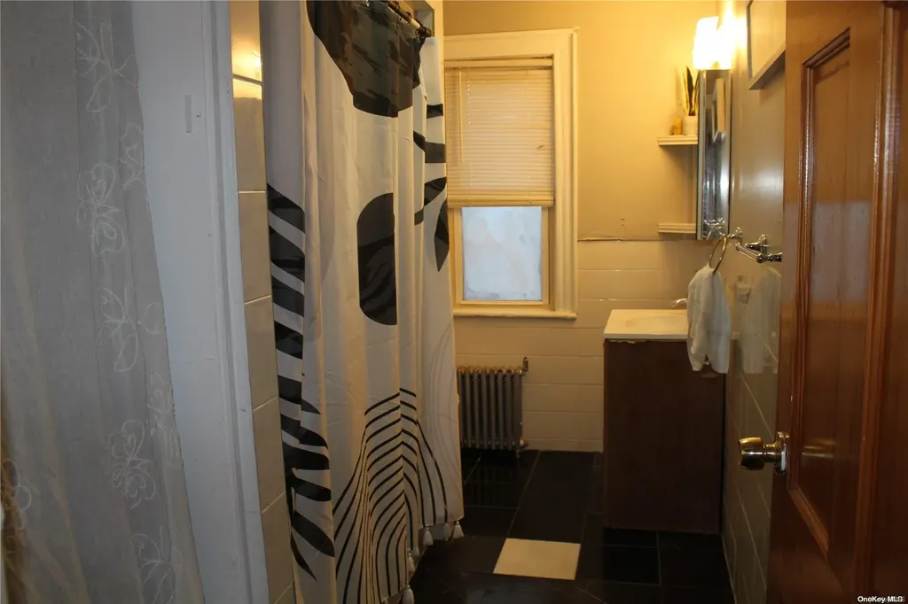 203 Hempstead Gardens Drive West Hempstead NY 11552