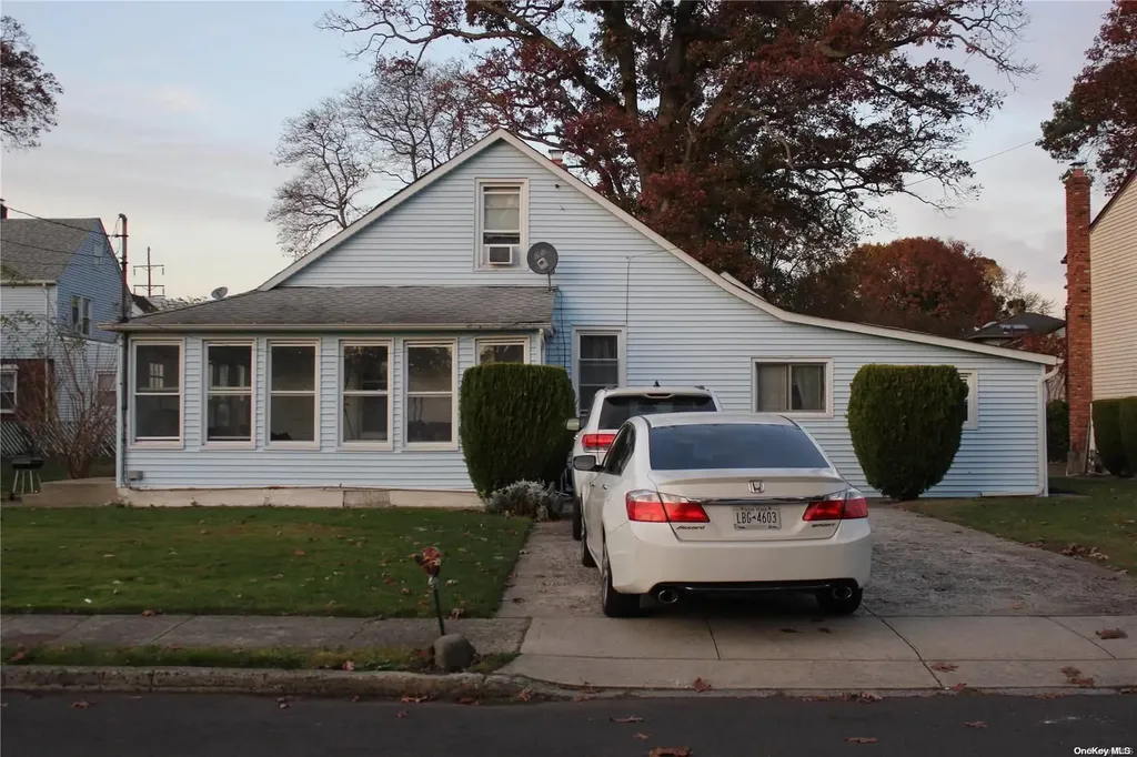 203 Hempstead Gardens Drive West Hempstead NY 11552