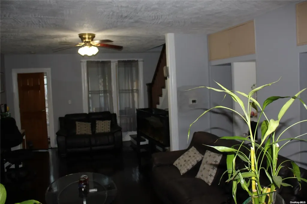 203 Hempstead Gardens Drive West Hempstead NY 11552