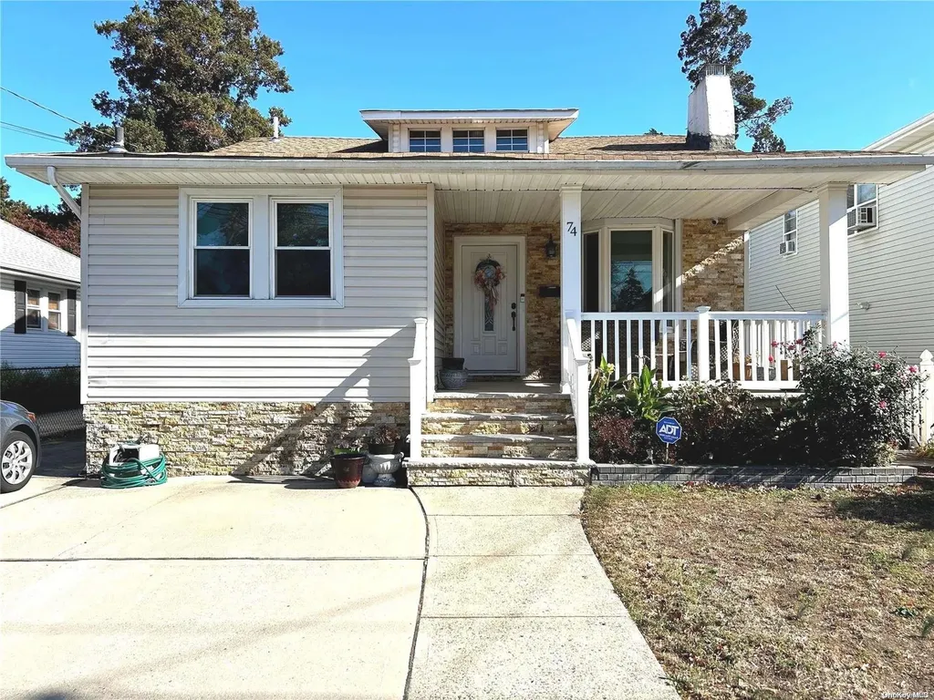 74 Cameron Avenue Hempstead NY 11550