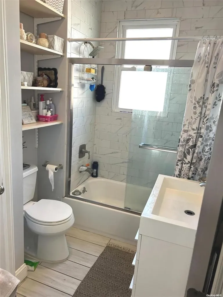 74 Cameron Avenue Hempstead NY 11550
