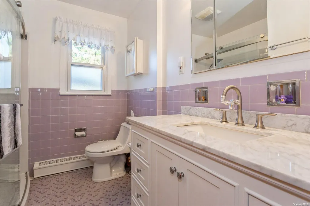410 W Merrick Road Freeport NY 11520