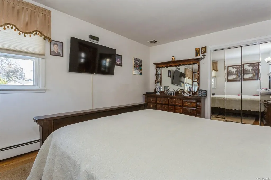 410 W Merrick Road Freeport NY 11520