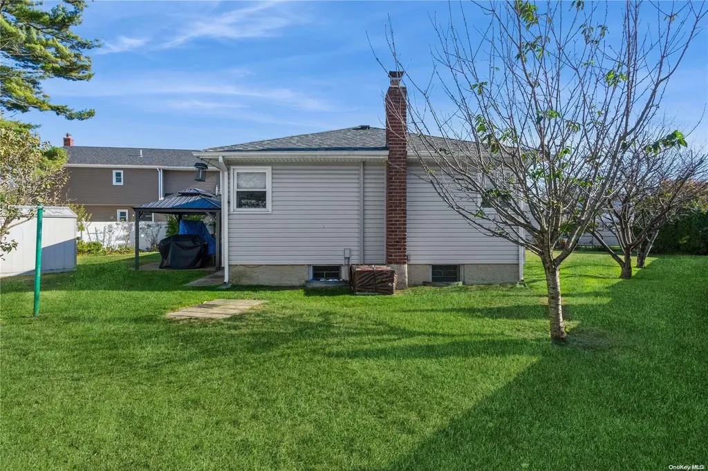 410 W Merrick Road Freeport NY 11520
