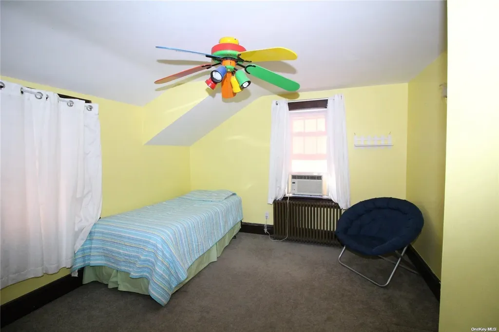 175 Smith Street Merrick NY 11566