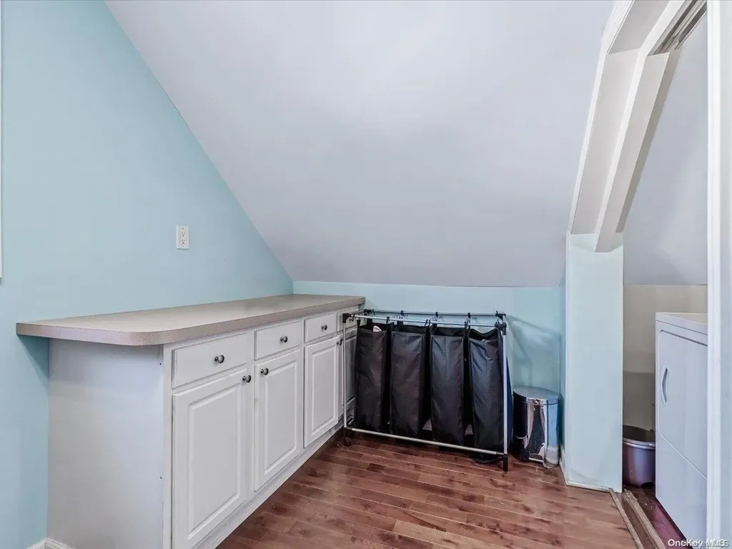 18 Carnation Road Levittown NY 11756