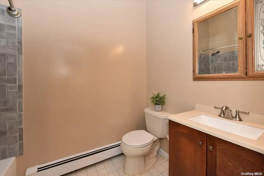 125 Belmill Road Bellmore NY 11710