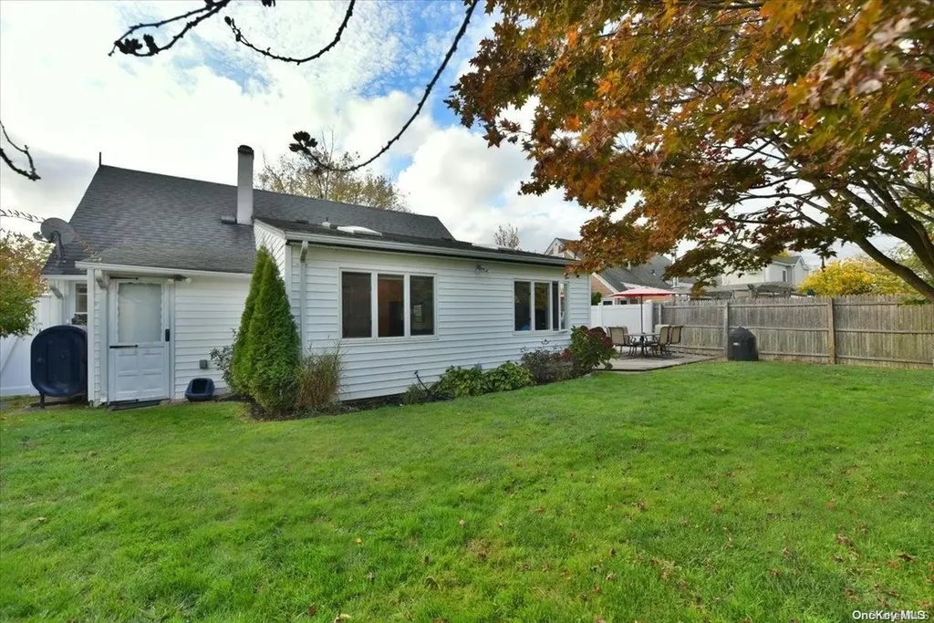 125 Belmill Road Bellmore NY 11710