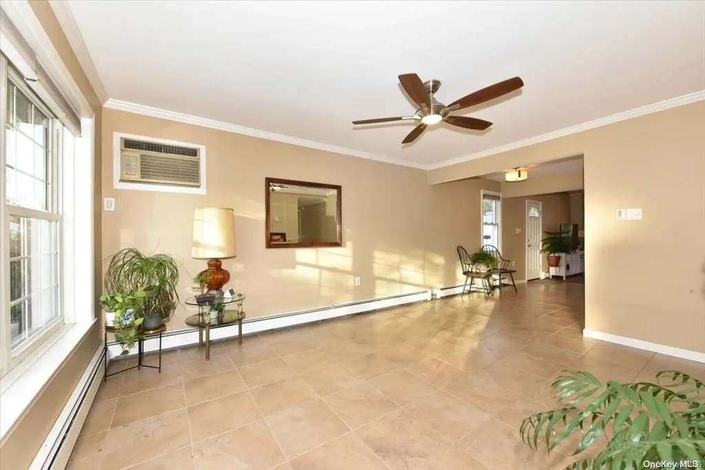 125 Belmill Road Bellmore NY 11710
