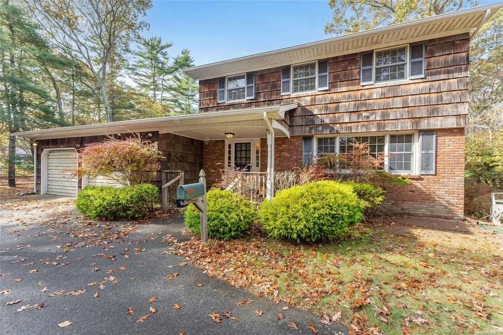 57 Jagger Lane Westhampton NY 11977