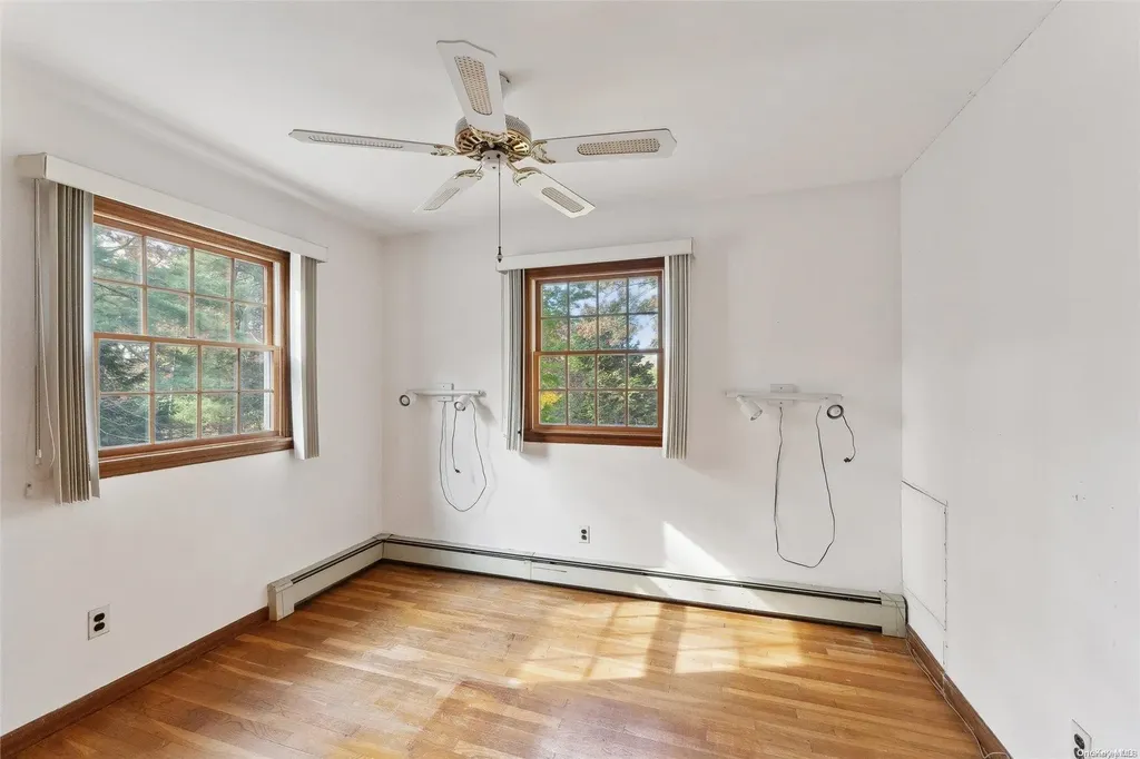 57 Jagger Lane Westhampton NY 11977