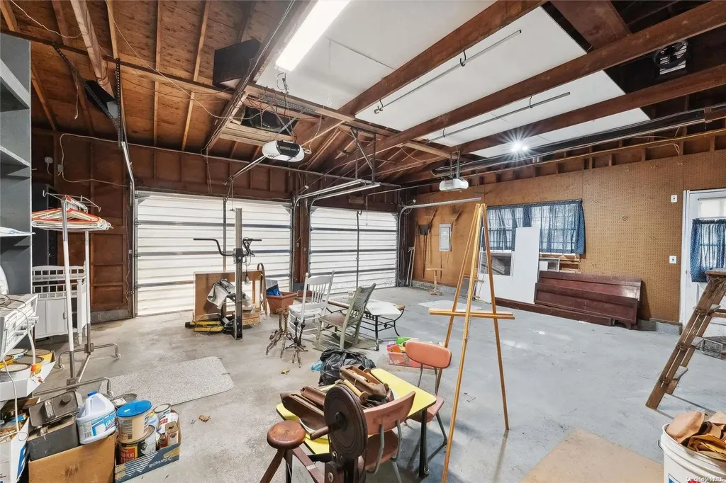 57 Jagger Lane Westhampton NY 11977