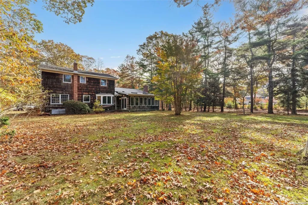 57 Jagger Lane Westhampton NY 11977