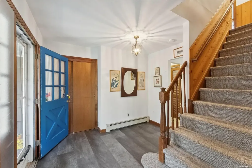 57 Jagger Lane Westhampton NY 11977
