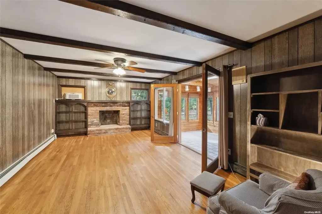 57 Jagger Lane Westhampton NY 11977