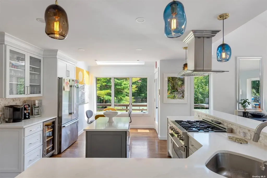 643 Stephen Hands Path East Hampton NY 11937