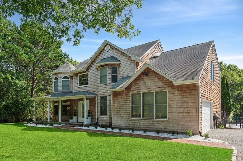 1 Candace Drive East Quogue NY 11942