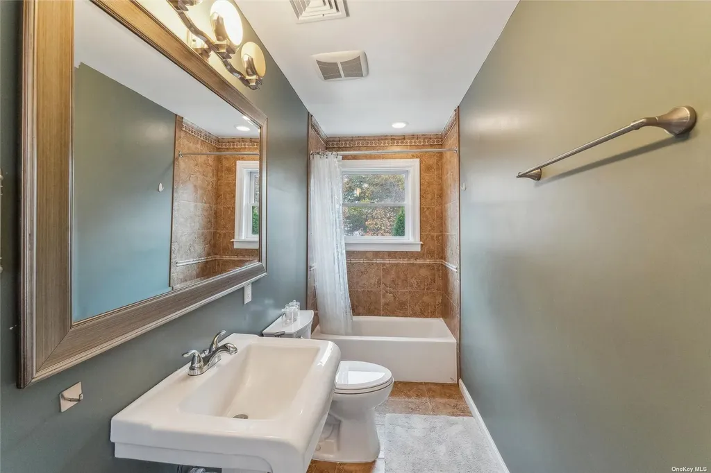 1 Candace Drive East Quogue NY 11942