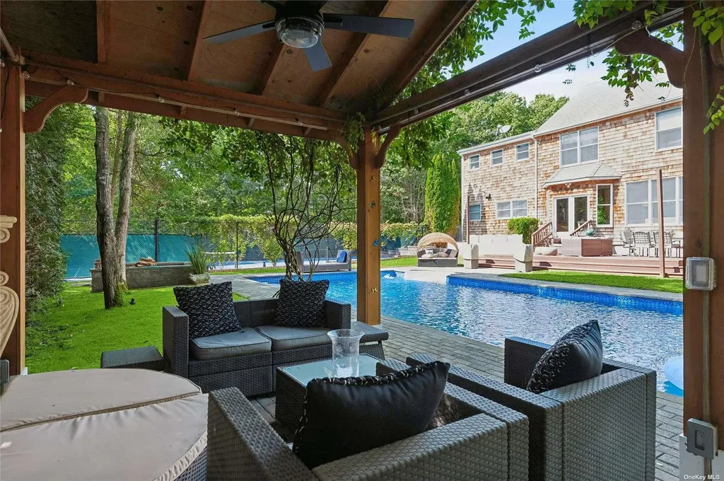 1 Candace Drive East Quogue NY 11942