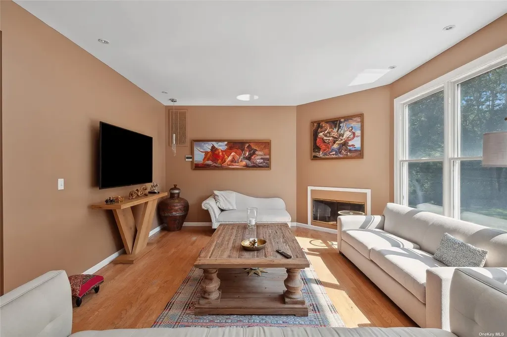 1 Candace Drive East Quogue NY 11942