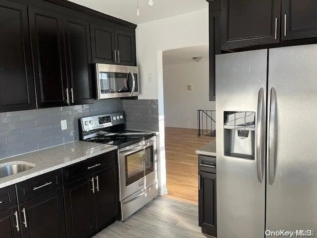524 Kensington Lane Bethpage NY 11714
