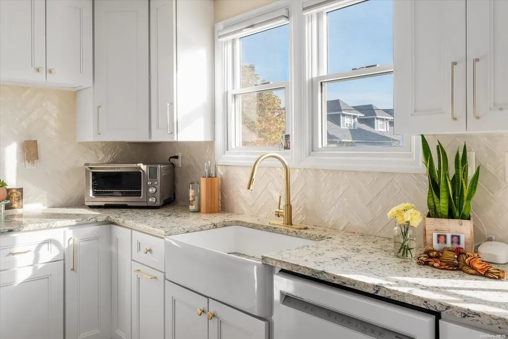 164-41 97th Street Howard Beach NY 11414