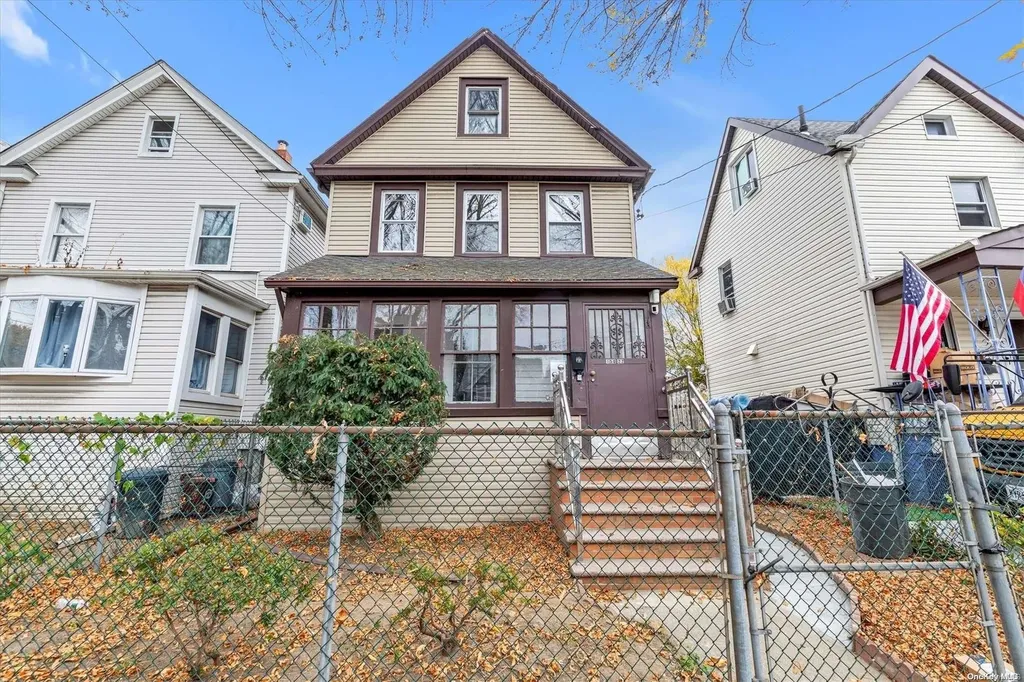 150-22 41 Avenue Flushing NY 11354