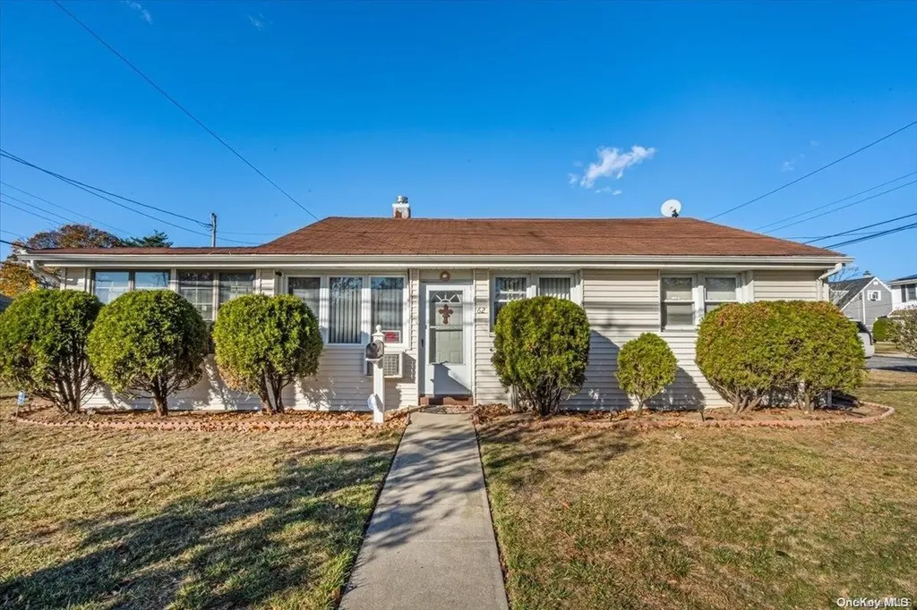 62 Wood Lane Valley Stream NY 11581