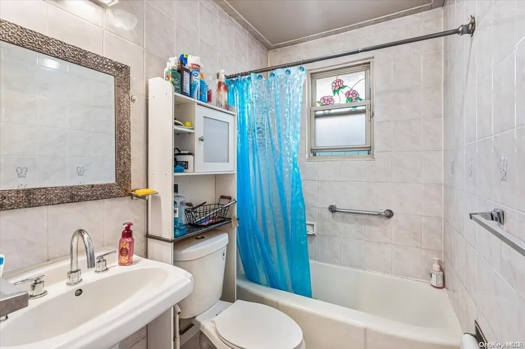 62 Wood Lane Valley Stream NY 11581