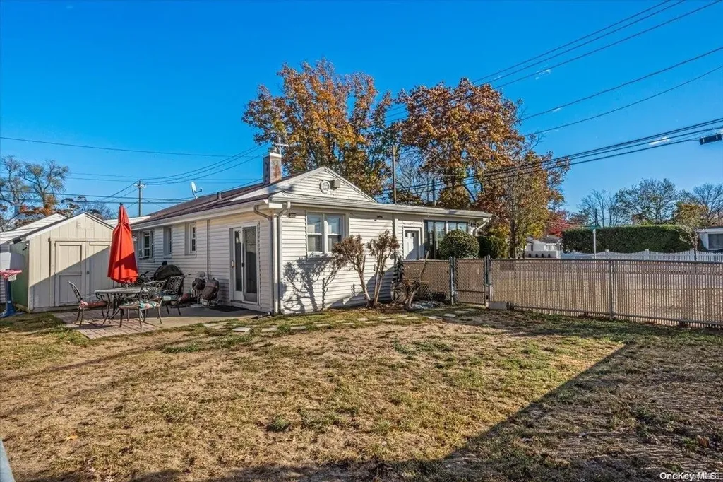 62 Wood Lane Valley Stream NY 11581