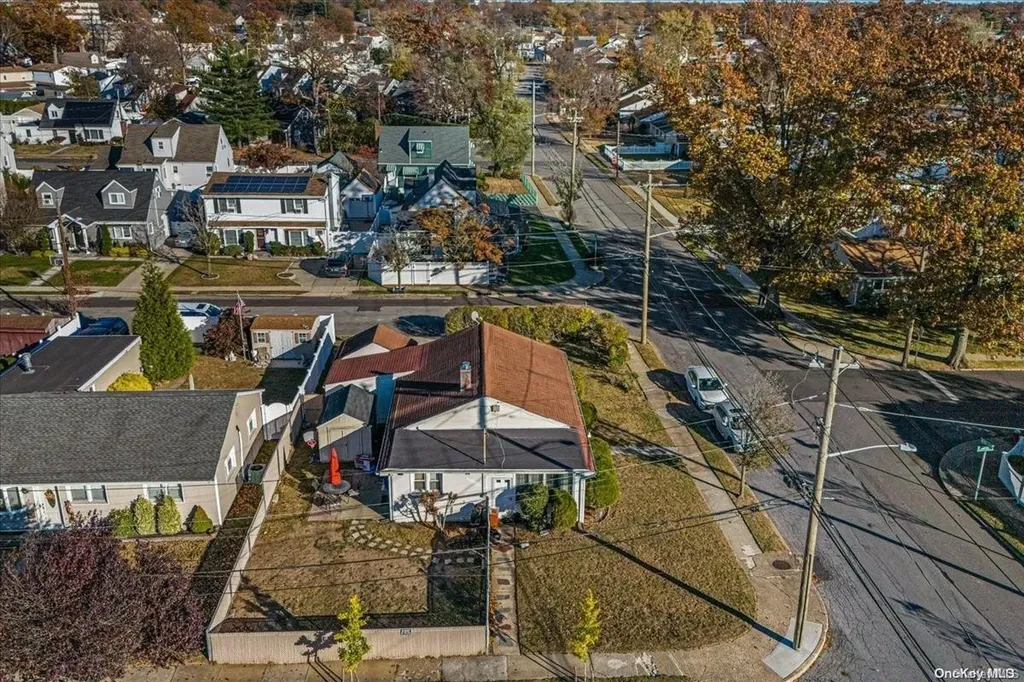 62 Wood Lane Valley Stream NY 11581