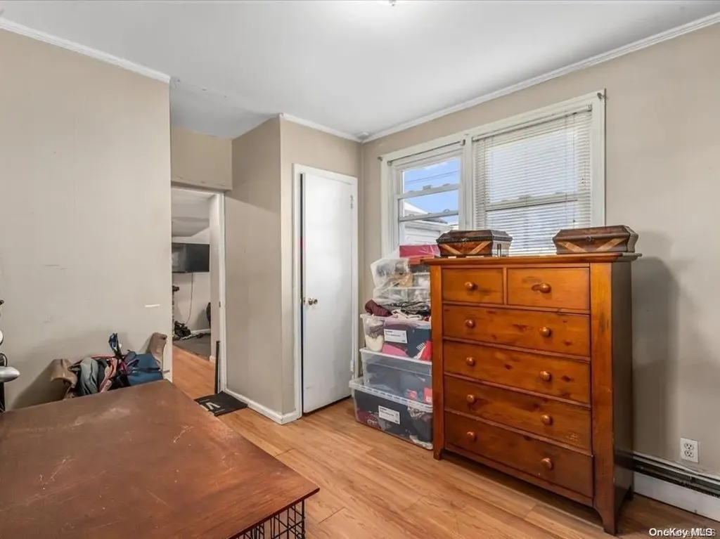 62 Wood Lane Valley Stream NY 11581
