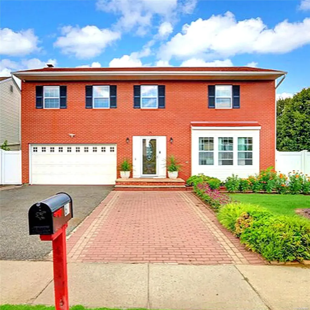 60 Melanie Drive East Meadow NY 11554