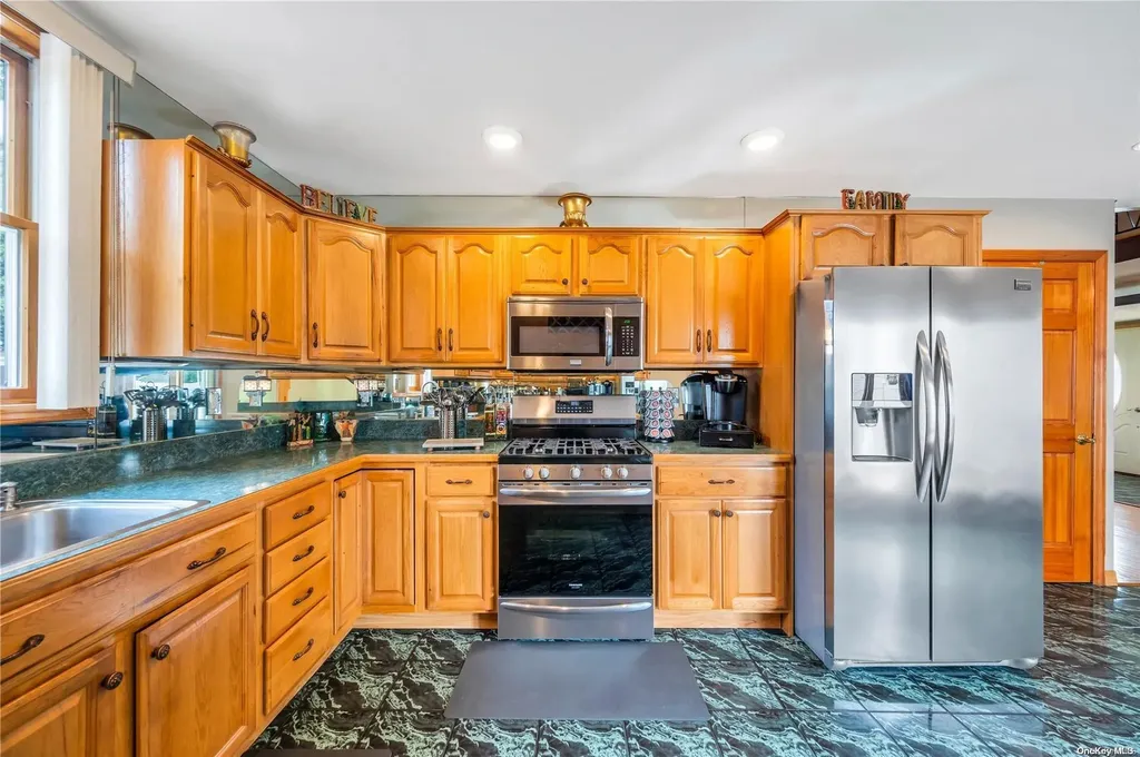 76 Empress Pines Drive Nesconset NY 11767