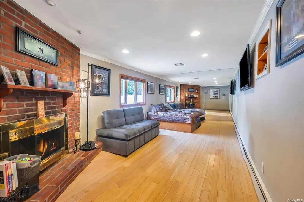 76 Empress Pines Drive Nesconset NY 11767