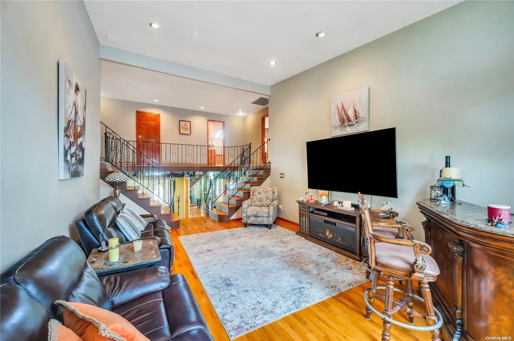 76 Empress Pines Drive Nesconset NY 11767