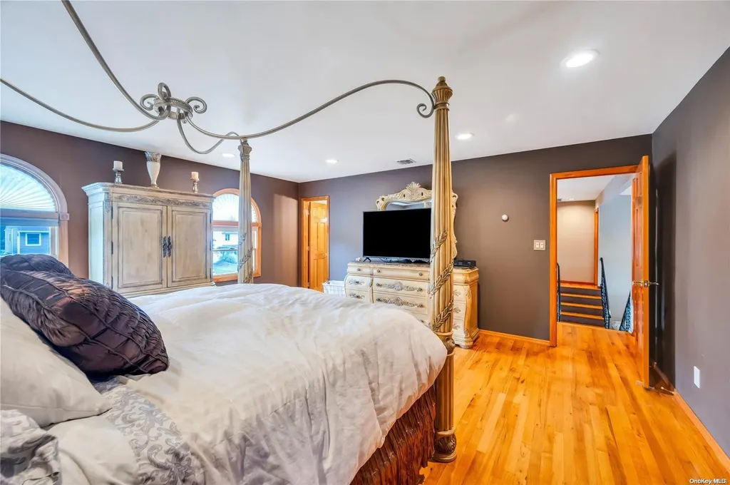 76 Empress Pines Drive Nesconset NY 11767