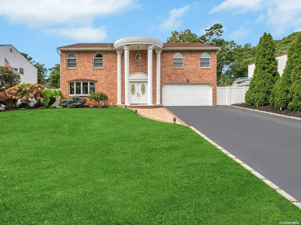 76 Empress Pines Drive Nesconset NY 11767